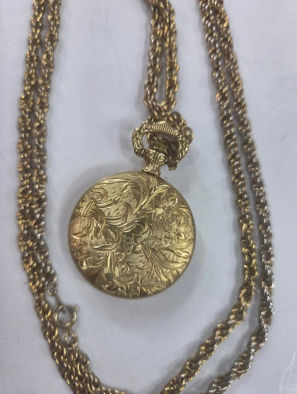 vtg mickey mouse gold tone pocket watch e. gluck trading co 2036 collectable